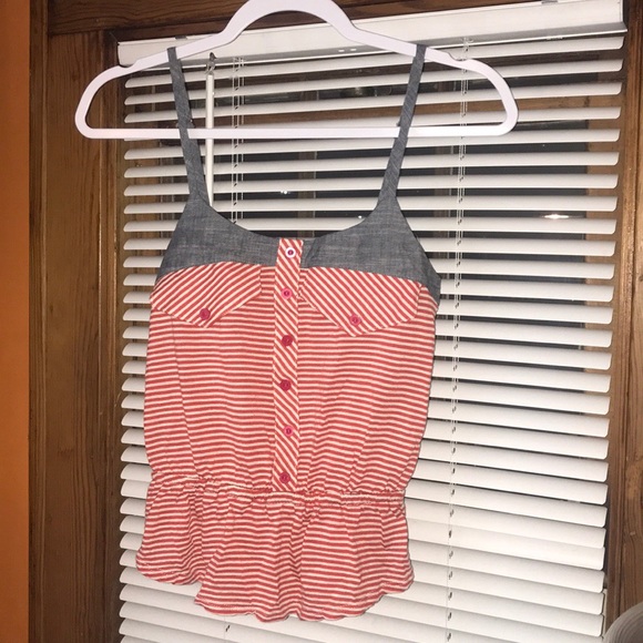 ☀️ Adorable Cropped Striped Kirra Tank Top ☀️ - Picture 1 of 6